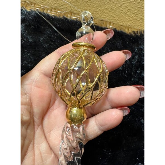 Elegant Gold & Clear Glass Ornament Decoration With Intricate Design & Hanging - Picture 4 of 7